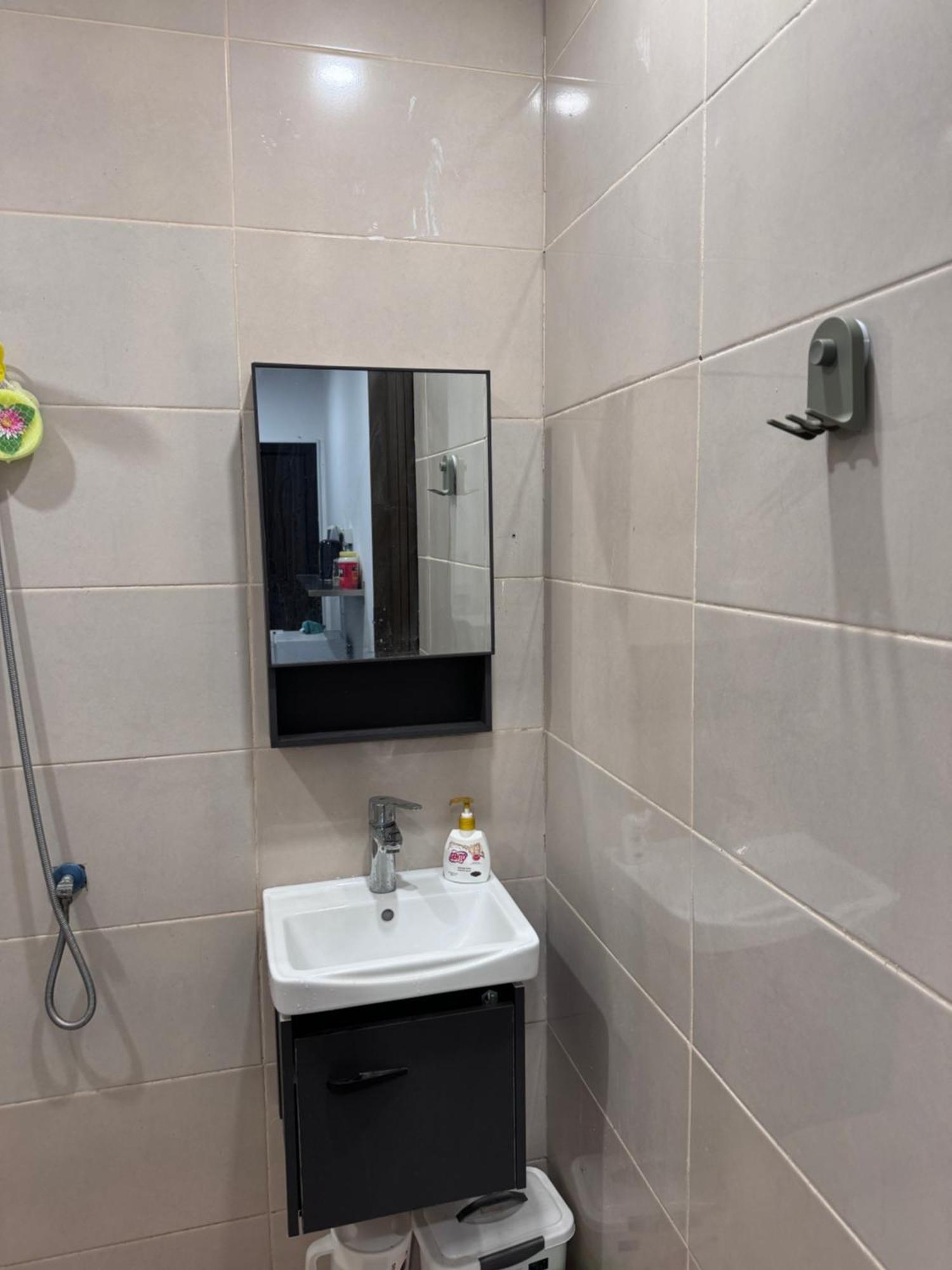 Apartment غرفة هادئة بالقرب من المطار